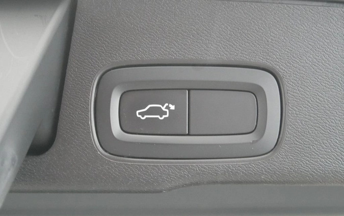Volvo XC 60 cena 179899 przebieg: 67788, rok produkcji 2020 z Warszawa małe 436
